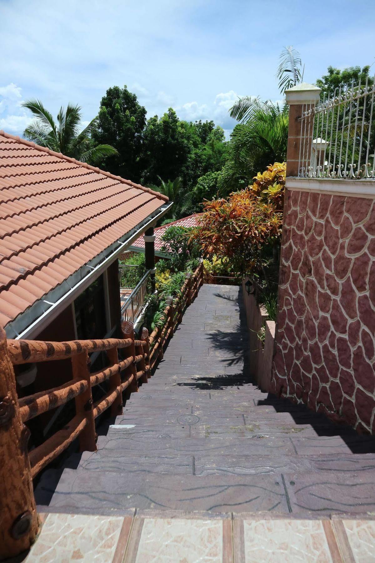 Jannah Glycel Beach House Hotell Guimaras Eksteriør bilde